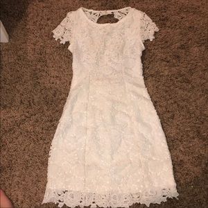 Lulus lace open back